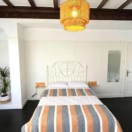 منزل للإقامة Ht Miribilla Turisticas Con Banos Compartidos Sin Ascensor بلباو