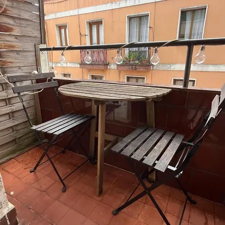 منزل للإقامة Ht Miribilla Turisticas Con Banos Compartidos Sin Ascensor *