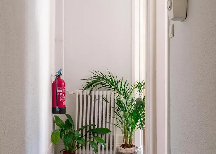 Ht Miribilla Turisticas Con Banos Compartidos Sin Ascensor * ビルバオ