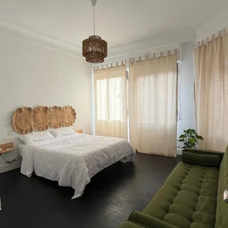 Проживання в сім'ї Ht Miribilla Turisticas Con Banos Compartidos Sin Ascensor *